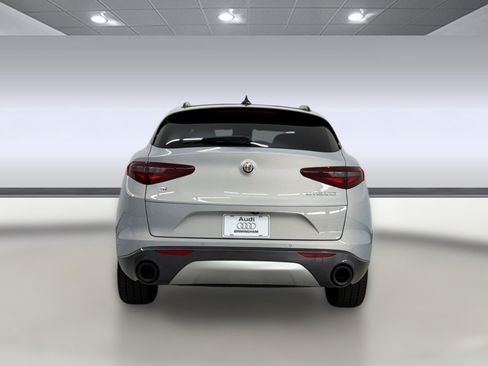 Used 2022 Alfa Romeo Stelvio Ti w/ Active Assist Plus Package AWD/4WD image 9