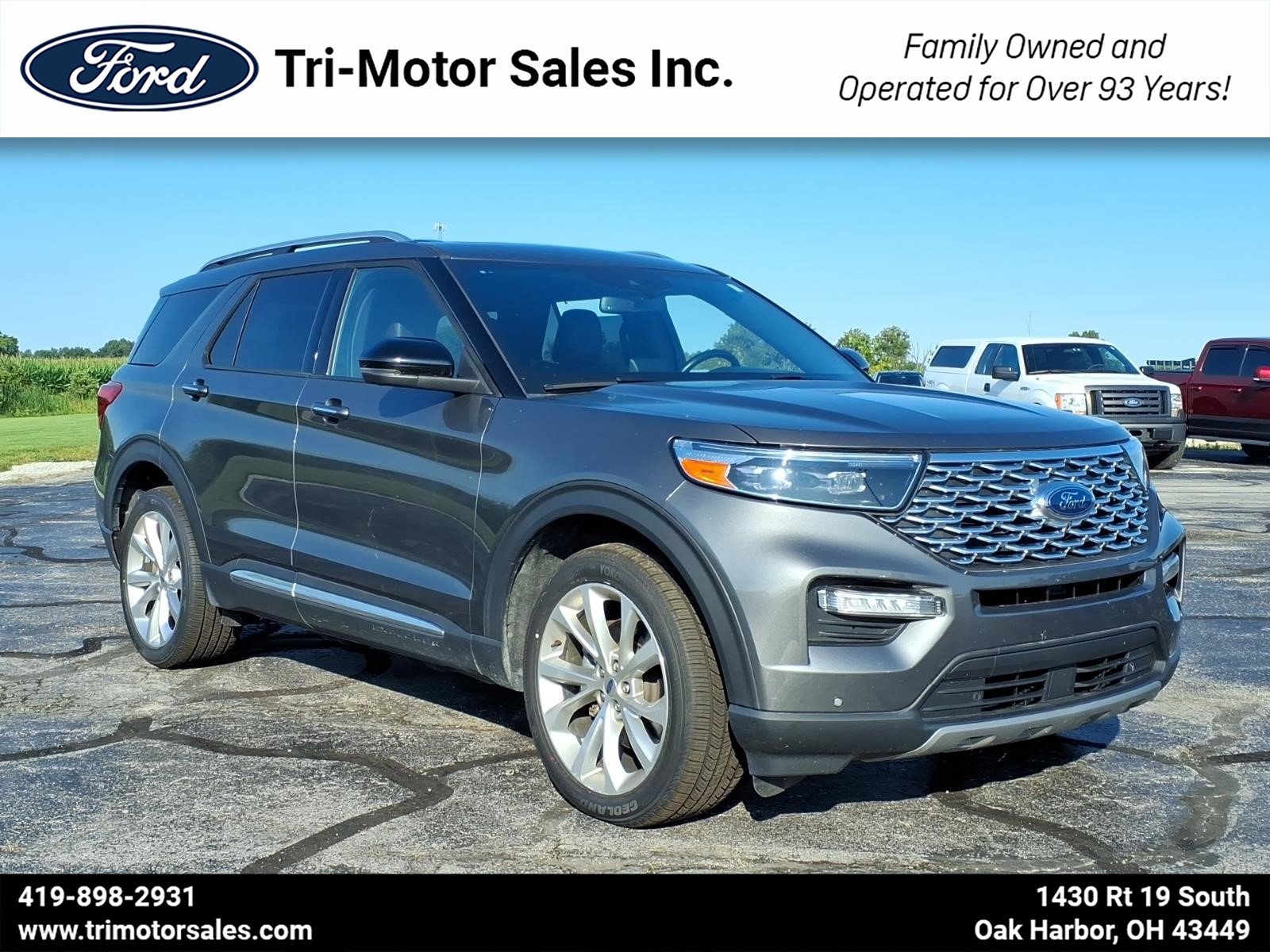Used 2023 Ford Explorer Platinum w/ Technology Package AWD/4WD image 1