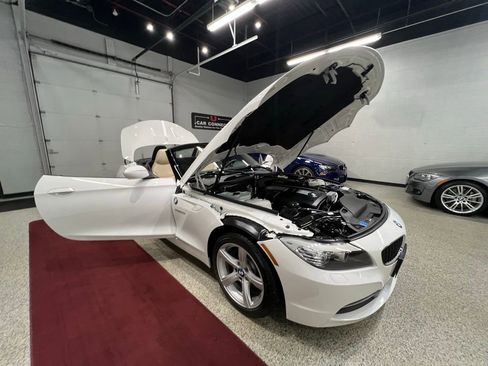 Used 2011 BMW Z4 sDrive30i image 57