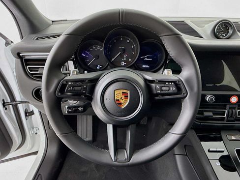New 2026 Porsche Macan AWD/4WD image 15