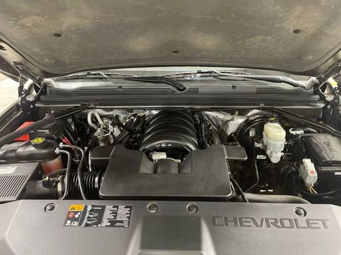 Used 2016 Chevrolet Suburban LTZ AWD/4WD image 27