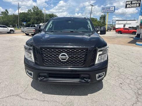 Used 2018 Nissan Titan PRO-4X w/ Pro-4x Utility Package AWD/4WD image 8