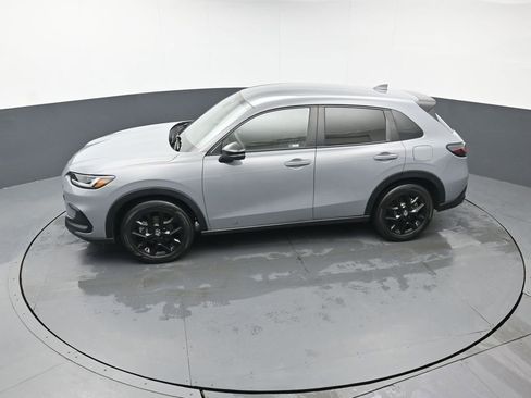 Certified 2024 Honda HR-V Sport image 35