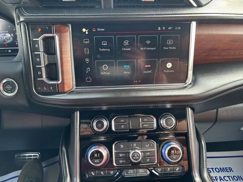 Used 2024 GMC Yukon Denali Ultimate image 21
