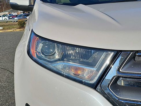 Used 2018 Ford Edge SEL w/ Equipment Group 201A image 9