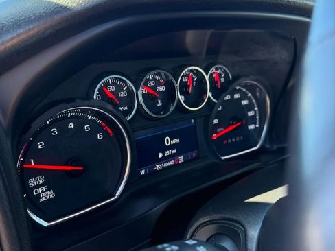 Used 2022 Chevrolet Silverado 1500 LT image 25