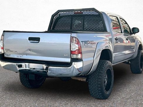 Used 2015 Toyota Tacoma 4x4 Double Cab w/ TRD Off-Road Package image 6