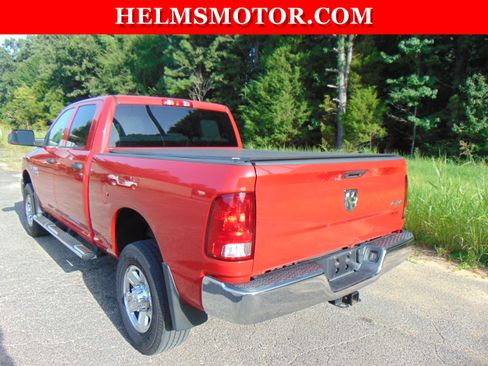 Used 2018 RAM 2500 Tradesman w/ Chrome Appearance Group AWD/4WD image 10