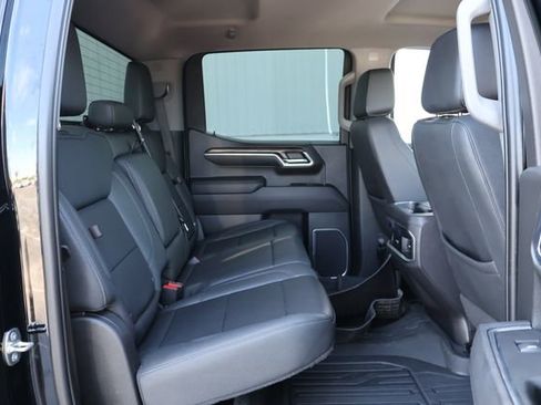 Used 2023 GMC Sierra 1500 SLT w/ SLT Premium Package AWD/4WD image 22