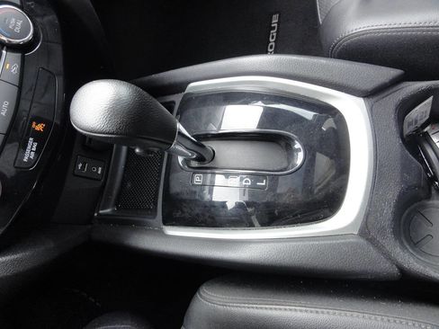 Used 2015 Nissan Rogue SL w/ SL Premium Package image 21