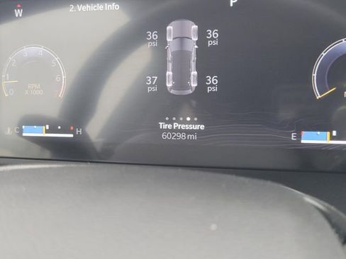 Used 2023 Jeep Grand Cherokee Limited image 19