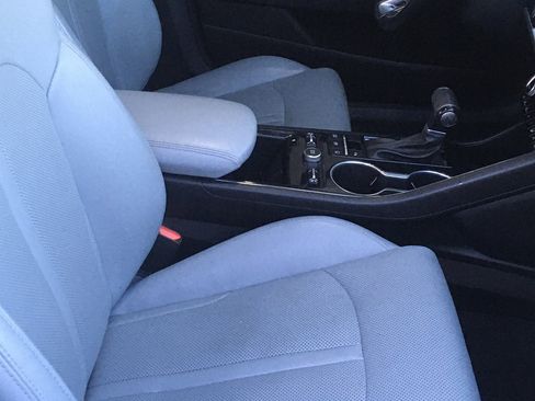 Used 2022 Kia K5 EX w/ EX Premium Package image 5