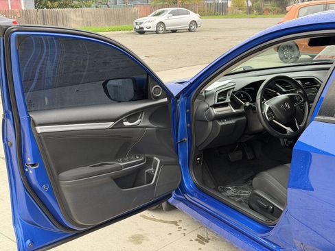 Used 2020 Honda Civic EX image 16
