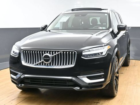 Used 2021 Volvo XC90 T8 Inscription Expression w/ Climate Package AWD/4WD image 5