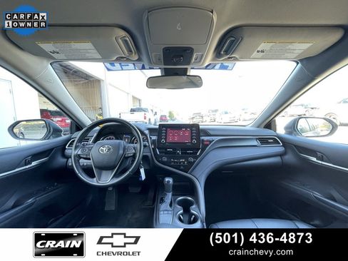 Used 2023 Toyota Camry SE image 28