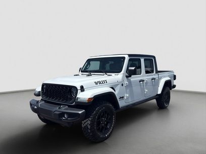 Used 2024 Jeep Gladiator Sport