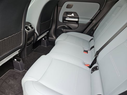 Certified 2026 Mercedes-Benz GLA 250 image 29