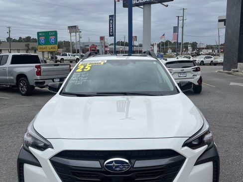 Certified 2025 Subaru Outback Premium image 8