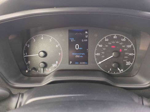 Used 2024 Toyota Corolla SE FWD image 11