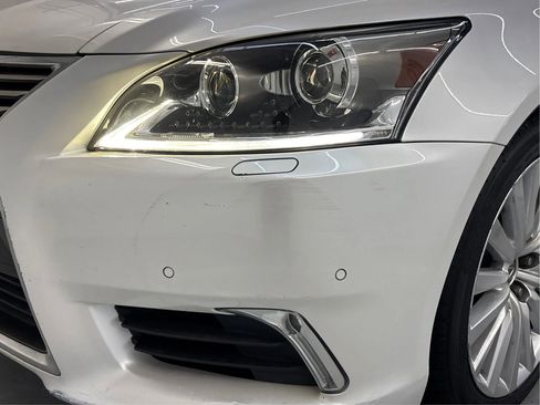 Used 2017 Lexus LS 460 F Sport image 32