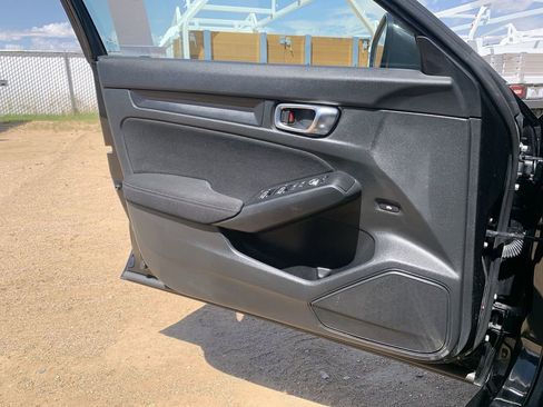 Used 2023 Honda Civic Sport image 20