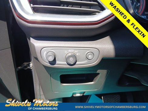 Used 2022 Chevrolet TrailBlazer RS w/ Sun and Liftgate Package image 30