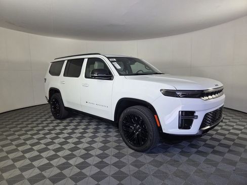 New 2026 Jeep Grand Wagoneer Limited AWD/4WD image 2