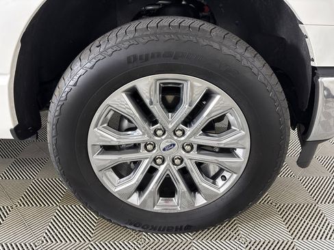 Used 2025 Ford F150 Lariat w/ Equipment Group 502A High AWD/4WD image 36