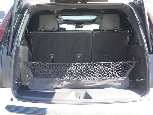 Used 2023 Cadillac Escalade Premium Luxury AWD/4WD image 28
