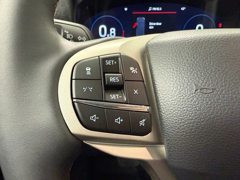 New 2026 Ford Explorer Active w/ Active Comfort Package image 18