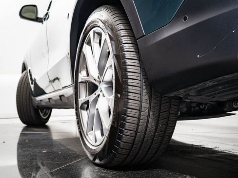 Used 2025 BMW X5 xDrive40i image 41