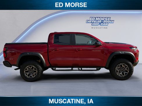 Used 2026 Chevrolet Colorado ZR2 w/ Technology Package AWD/4WD image 6