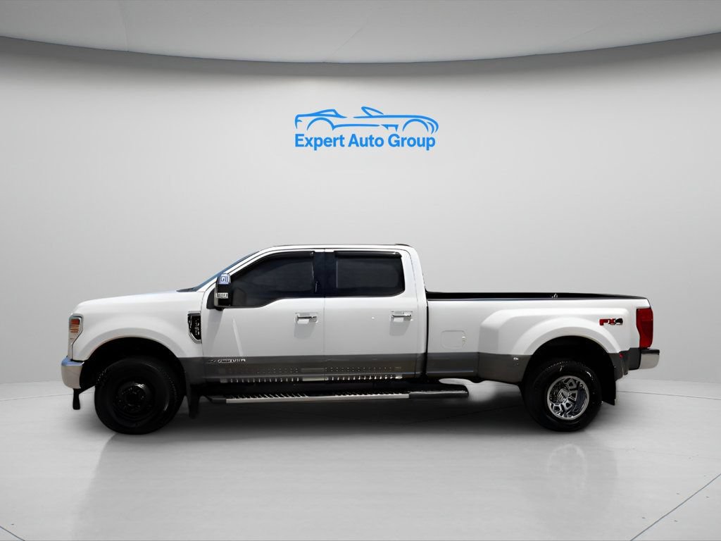 Used 2021 Ford F350 Lariat w/ Lariat Ultimate Package AWD/4WD image 2