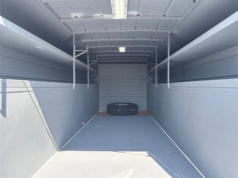 Used 2021 Chevrolet Express 3500 w/ Power Convenience Package image 13