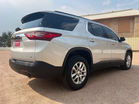 Used 2020 Chevrolet Traverse LT AWD/4WD image 7