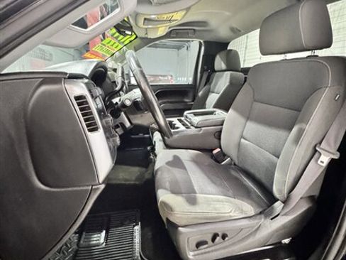 Used 2017 Chevrolet Silverado 3500 LT w/ LT Convenience Package AWD/4WD image 18