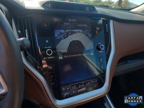 Used 2022 Subaru Outback Touring w/ Popular Package #2 image 27