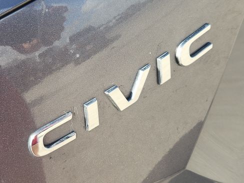 Used 2020 Honda Civic Sport image 12