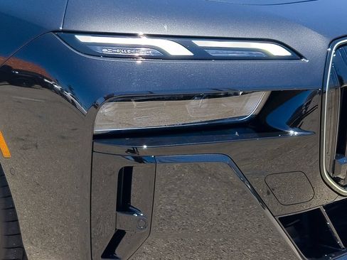 New 2026 BMW 740i w/ Premium Package RWD image 6