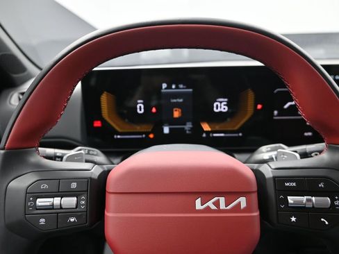 New 2026 Kia K4 GT-Line image 16