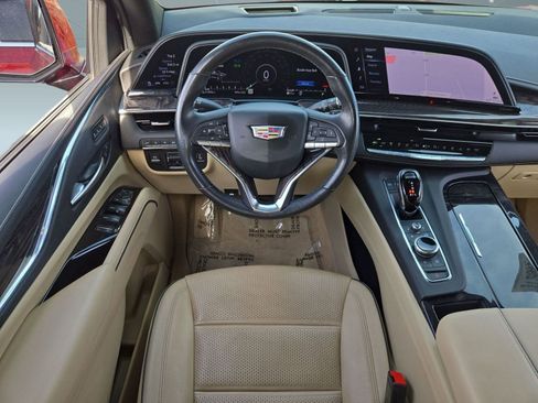 Used 2021 Cadillac Escalade ESV Premium Luxury w/ Performance Package image 28