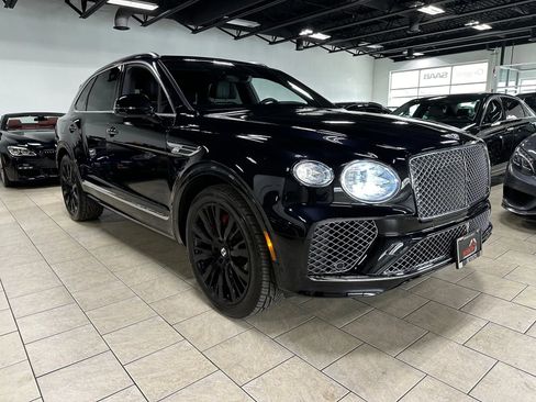 Used 2021 Bentley Bentayga AWD/4WD image 11