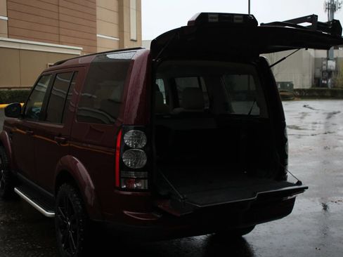 Used 2015 Land Rover LR4 HSE LUX image 12