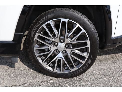 Used 2022 Jeep Compass Limited w/ Elite Group AWD/4WD image 42