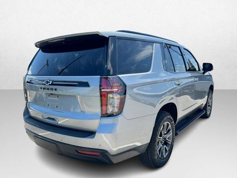 Used 2023 Chevrolet Tahoe Z71 w/ Luxury Package AWD/4WD image 5