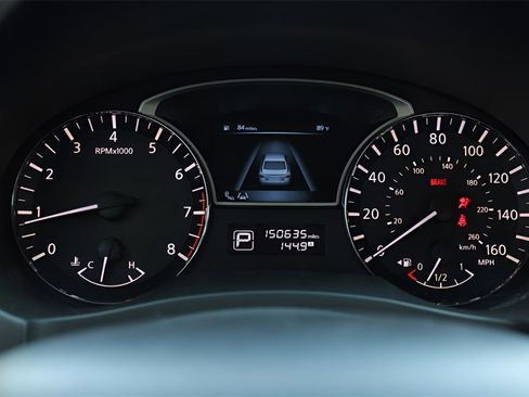 Used 2014 Nissan Altima 2.5 SV w/ Convenience Package image 19