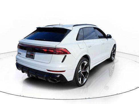 New 2026 Audi RS Q8 performance image 4