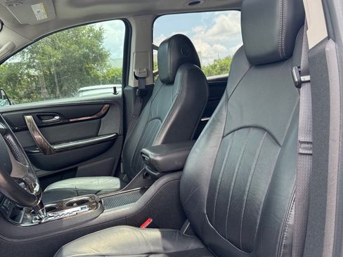 Used 2013 GMC Acadia Denali FWD image 9