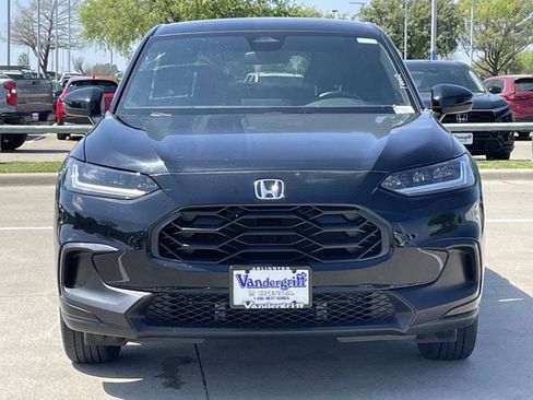 Used 2025 Honda HR-V Sport image 6