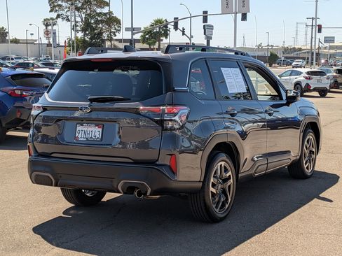 Certified 2025 Subaru Forester Limited image 4